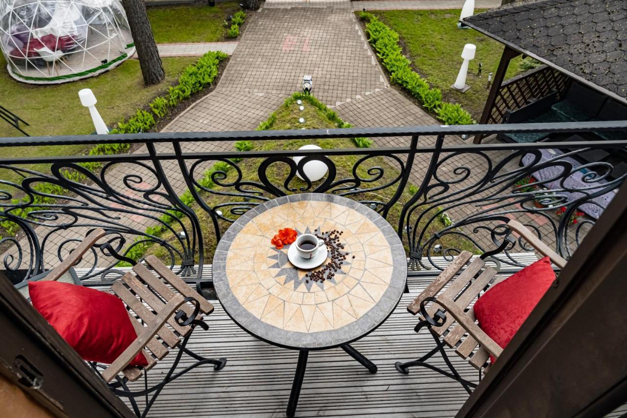 Villa Royal Club 13 ยูร์มาลา ภายนอก รูปภาพ