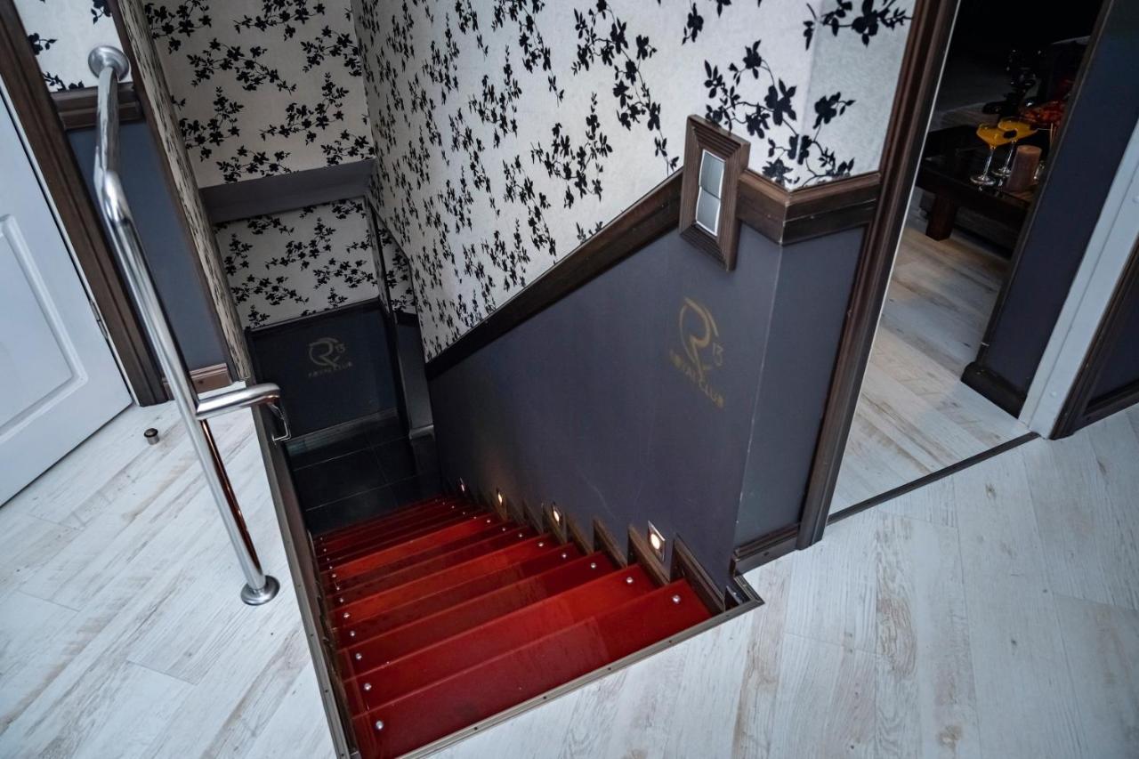 Villa Royal Club 13 ยูร์มาลา ภายนอก รูปภาพ
